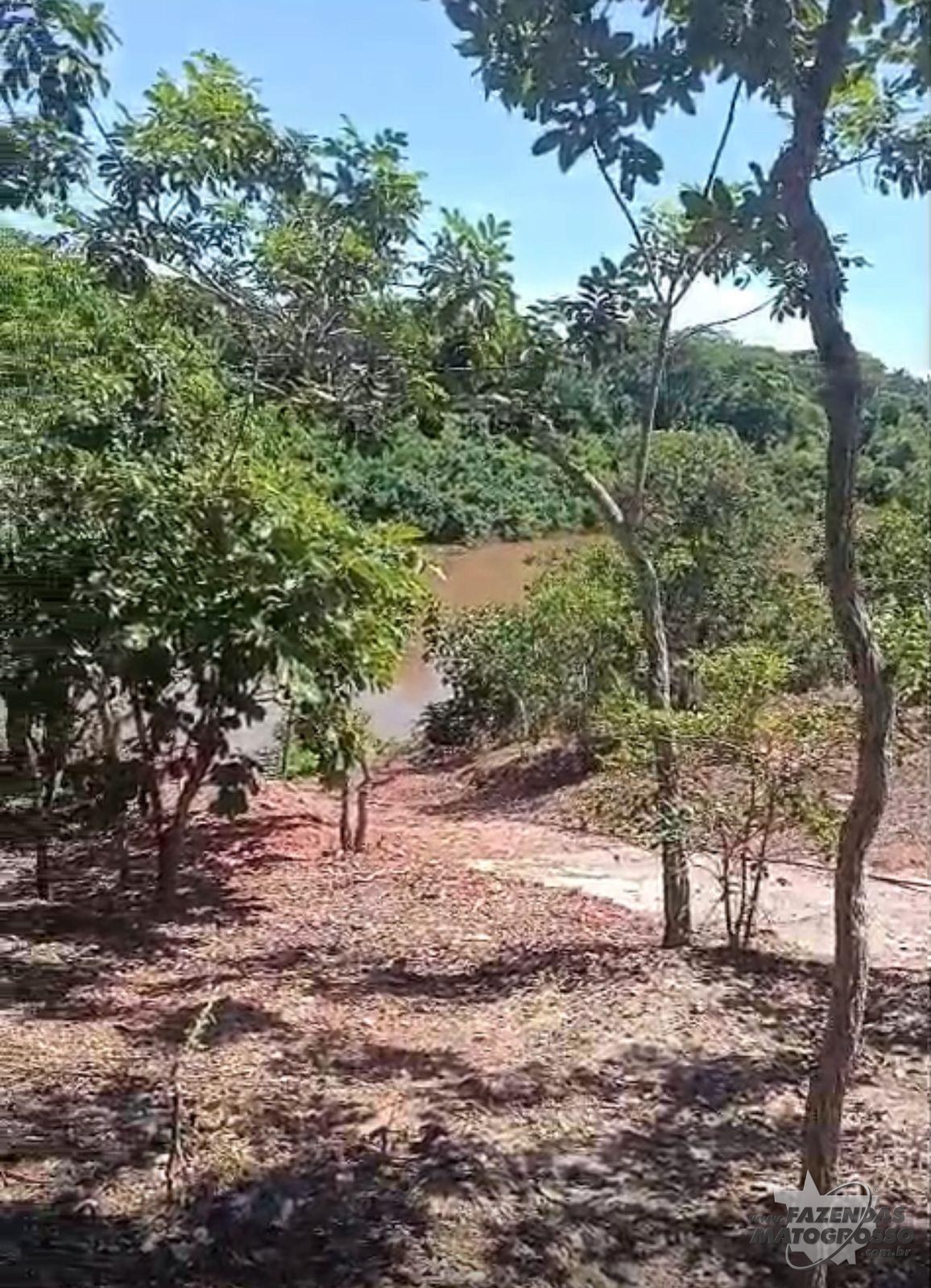Rancho a venda em Aragarças - GO